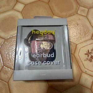 Heyday Gray Earbud Case Packaging